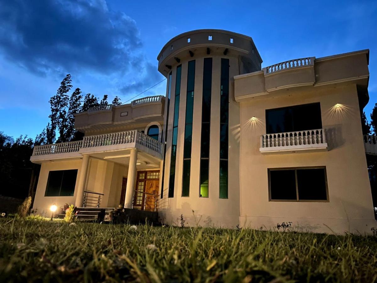 Skardu Saraye Hotel & Resort Экстерьер фото