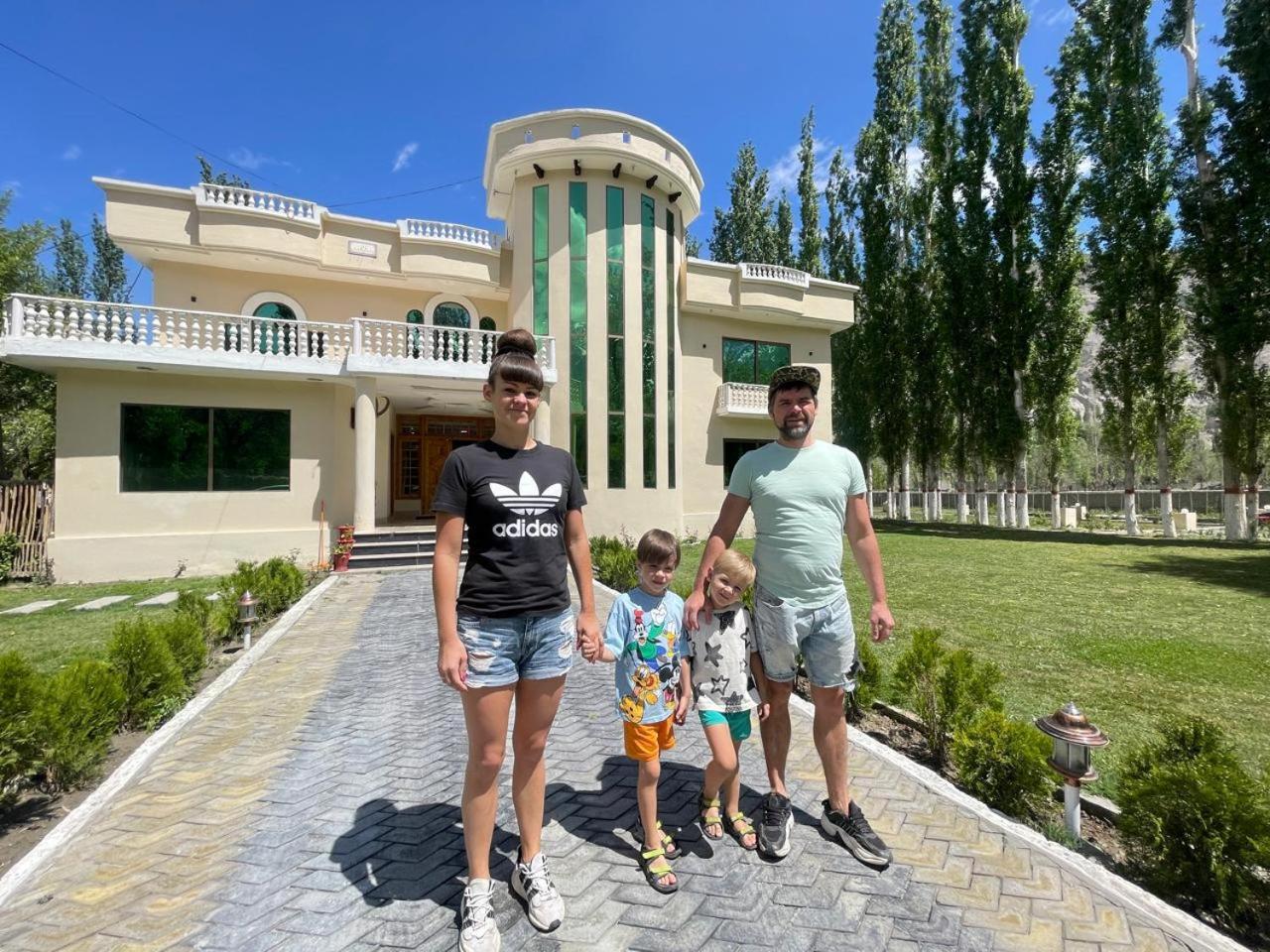 Skardu Saraye Hotel & Resort Экстерьер фото